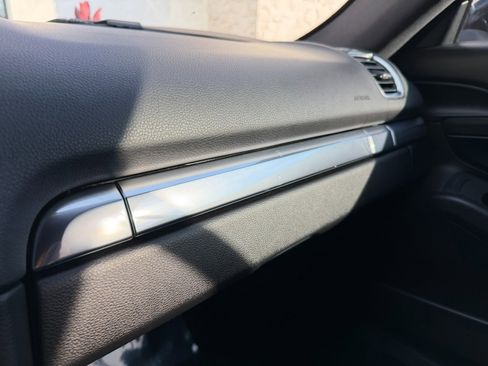 Used 2014 Porsche Cayman image 36