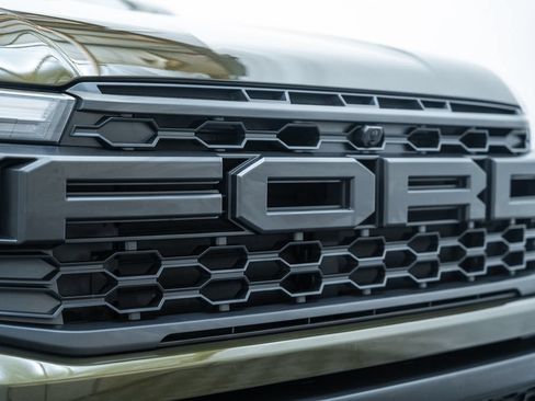 Used 2025 Ford Ranger Raptor AWD/4WD image 13