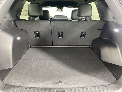 New 2026 Chevrolet Equinox LT w/ Convenience Package II image 25