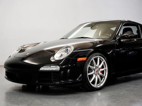 Used 2011 Porsche 911 Carrera S RWD image 28