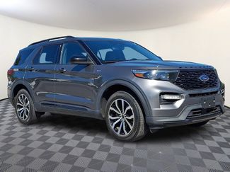 Used 2023 Ford Explorer ST-Line w/ Class IV Trailer Tow Package AWD/4WD video 1