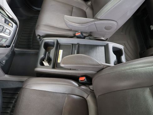 Used 2018 Honda Odyssey Elite image 46