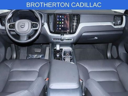 Used 2025 Volvo XC60 B5 Plus AWD/4WD image 27