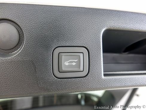 New 2026 Chevrolet Equinox LT image 19