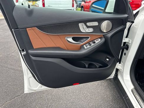 Used 2023 Mercedes-Benz GLC 300 4MATIC Coupe image 11