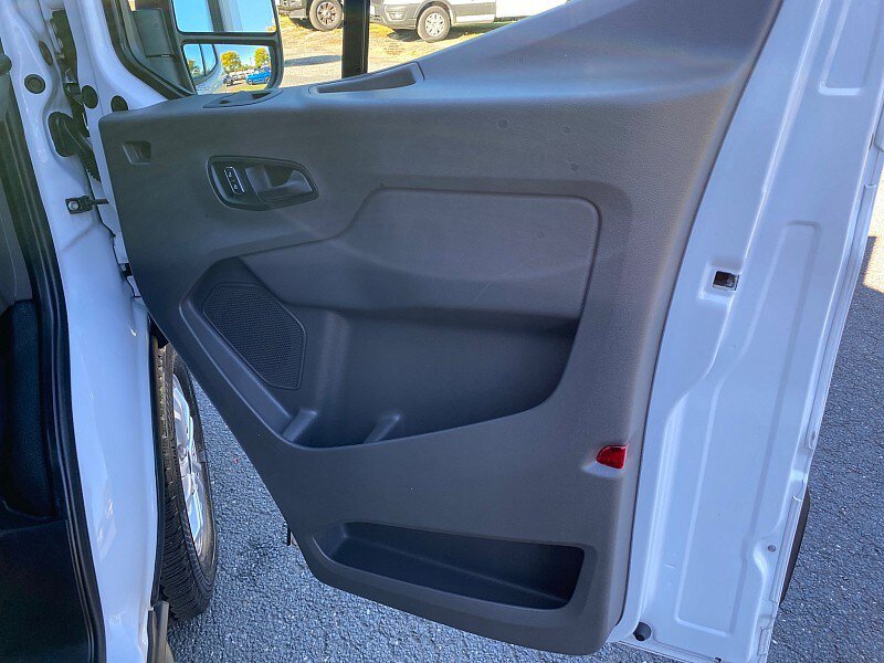 Used 2025 Ford Transit 350 XLT RWD image 32