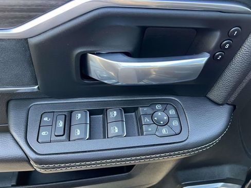 New 2025 RAM 2500 Laramie image 13