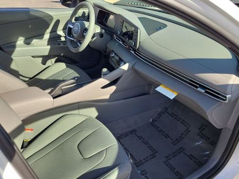 New 2026 Hyundai Elantra Sport FWD image 18