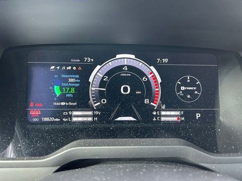 Used 2025 Toyota Tundra Platinum AWD/4WD image 24