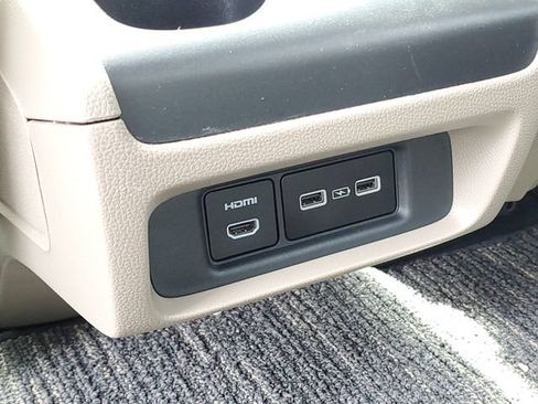 Used 2023 Honda Odyssey Elite image 35