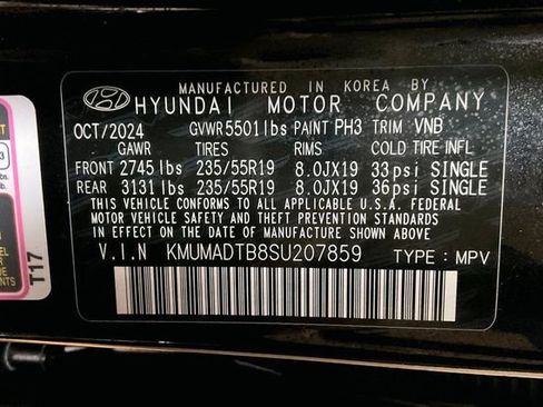 Certified 2025 Genesis GV70 2.5T Select w/ Select Package image 32