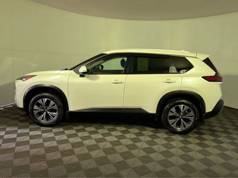 Certified 2023 Nissan Rogue SV w/ SV Premium B Package AWD/4WD image 4