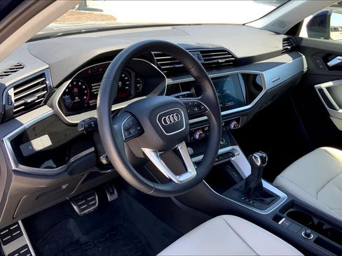 Used 2020 Audi Q3 2.0T Premium w/ Convenience Package image 16