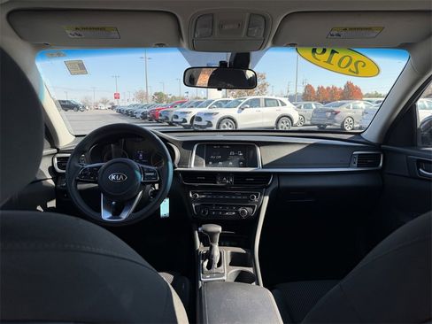 Used 2019 Kia Optima LX image 20