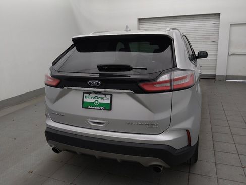 Used 2019 Ford Edge Titanium image 7