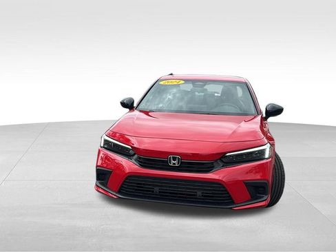 Used 2024 Honda Civic Sport image 2