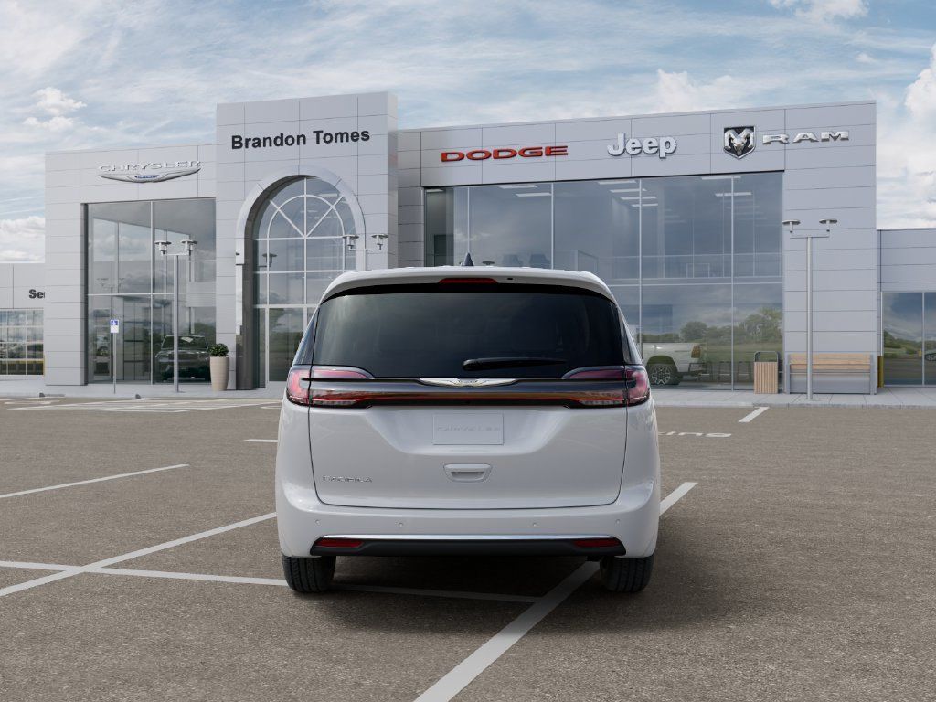 New 2026 Chrysler Pacifica Select FWD image 7
