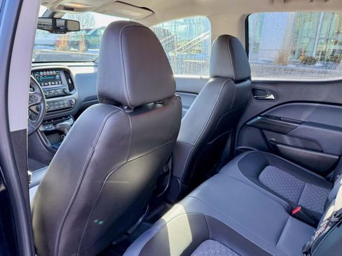 Used 2018 Chevrolet Colorado Z71 image 12