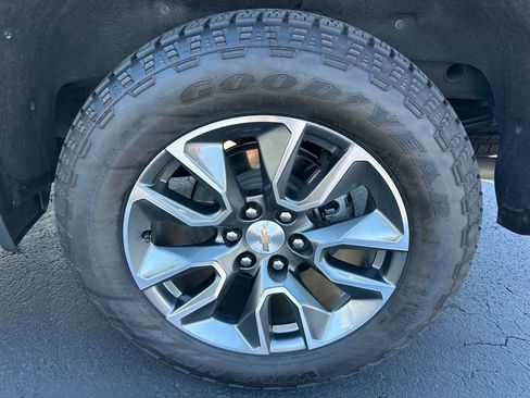 New 2025 Chevrolet Silverado 1500 LT image 24