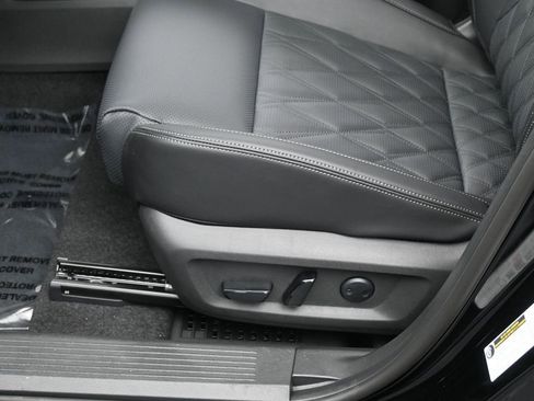 New 2026 Nissan Rogue Platinum w/ Platinum Premium Package image 18