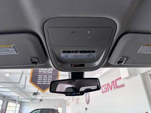 Used 2021 Chevrolet Colorado Z71 w/ Z71 Midnight Edition image 26