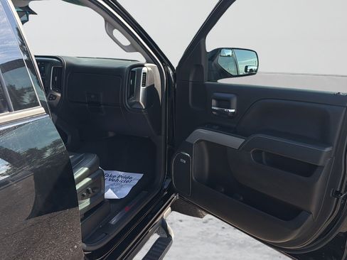 Used 2018 Chevrolet Silverado 1500 LTZ Z71 w/ Redline Edition AWD/4WD image 23