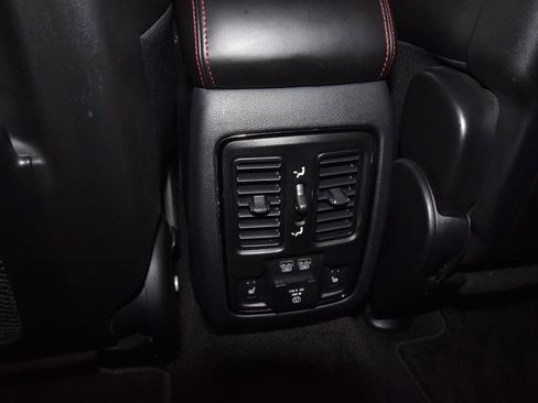 Used 2018 Dodge Durango GT w/ Premium Group image 20