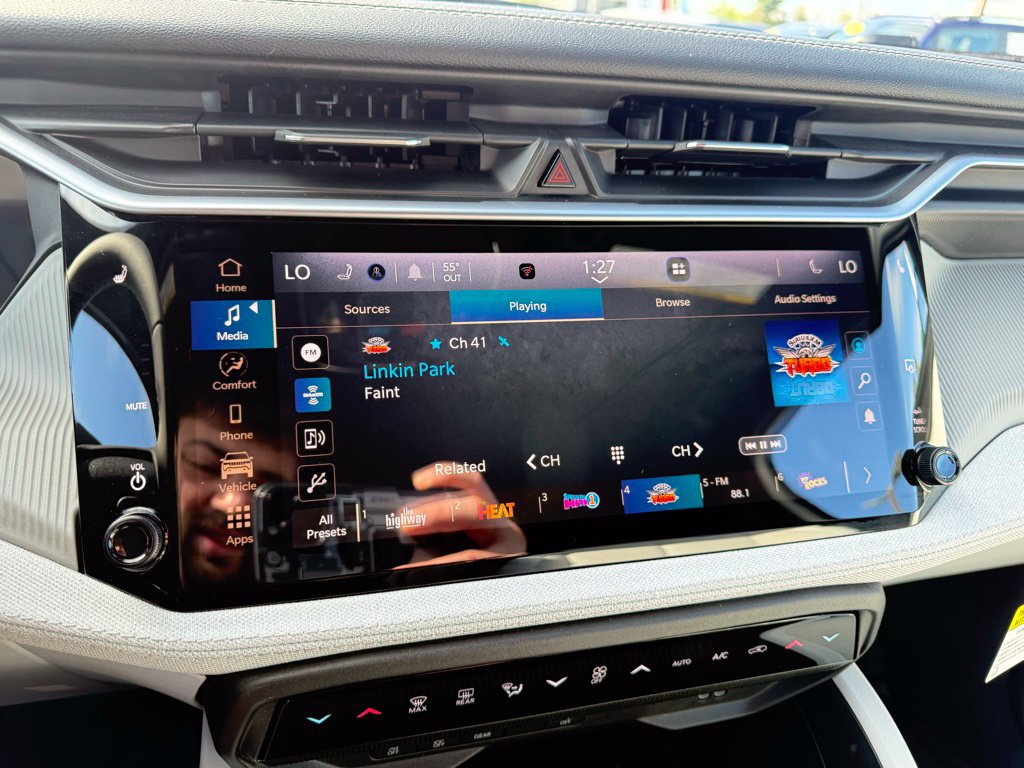 New 2026 Jeep Cherokee Laredo AWD/4WD image 29