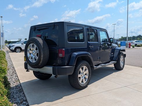 Used 2013 Jeep Wrangler Unlimited Sahara w/ Trailer Tow Group AWD/4WD image 4