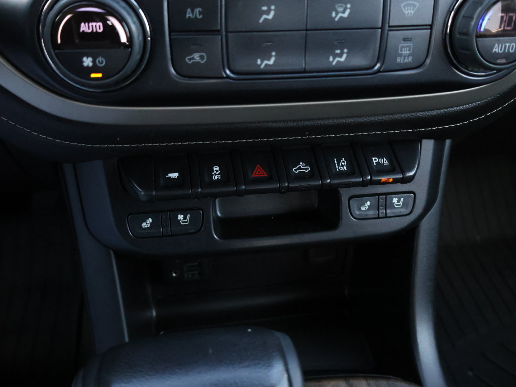 Used 2021 GMC Canyon Denali AWD/4WD image 24