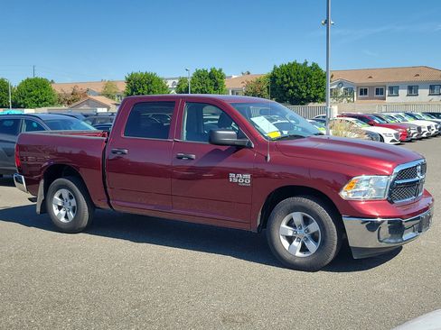 Used 2020 RAM 1500 Tradesman w/ Chrome Plus Package RWD image 28