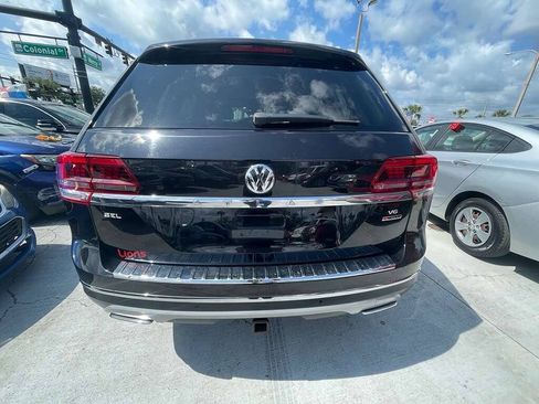 Used 2020 Volkswagen Atlas SEL R-Line AWD/4WD image 6