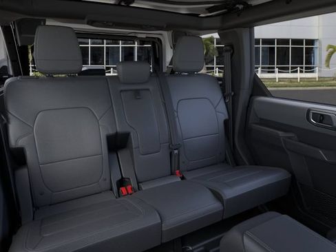 New 2026 Ford Bronco Big Bend w/ Black Diamond Package AWD/4WD image 11