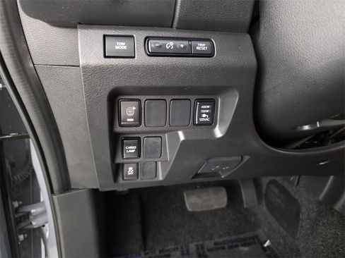 Used 2024 Nissan Frontier Pro-X w/ Pro Convenience Package image 29