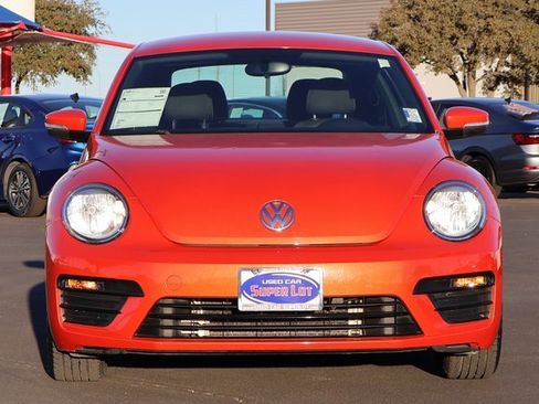 Used 2019 Volkswagen Beetle 2.0T S image 7