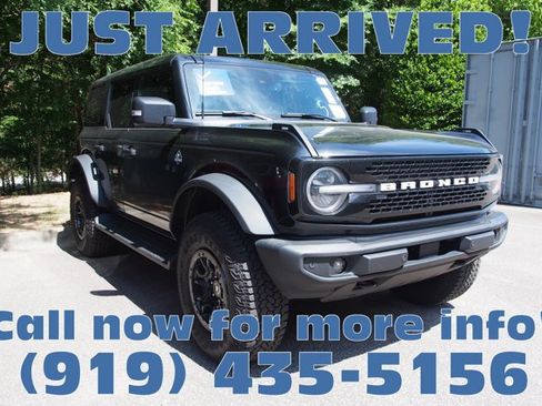Certified 2025 Ford Bronco Outer Banks w/ Sasquatch Package AWD/4WD image 1