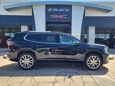New 2026 GMC Acadia Denali w/ Super Cruise Package FWD image 3