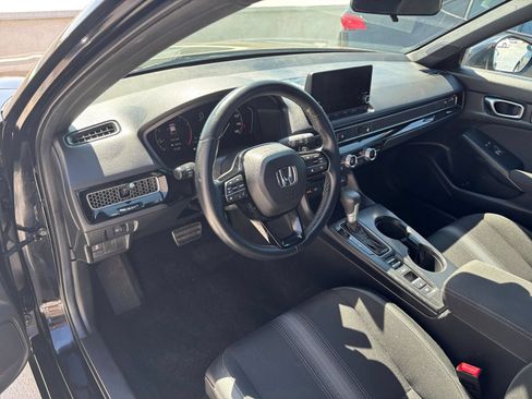 Used 2025 Honda Civic Sport image 33