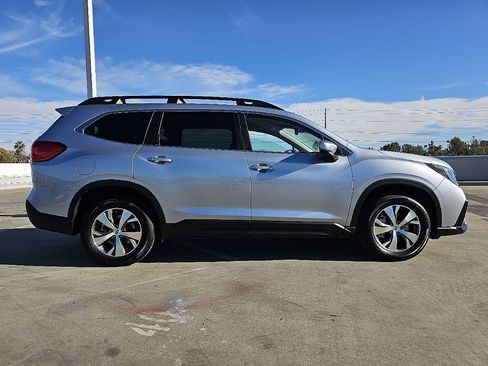 Certified 2024 Subaru Ascent Premium w/ Convenience Package image 9