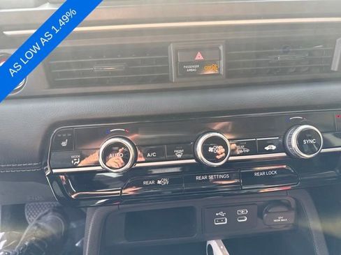 Certified 2025 Honda Pilot EX-L image 15