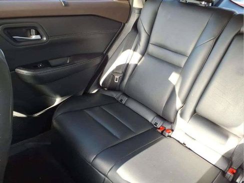 Certified 2023 Nissan Rogue SL w/ SL Premium Package FWD image 15