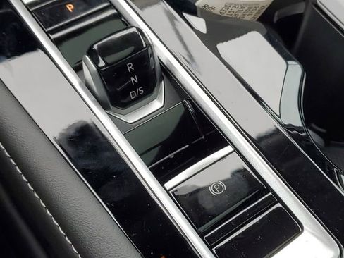 New 2026 Volkswagen Atlas SEL Premium R-Line image 33