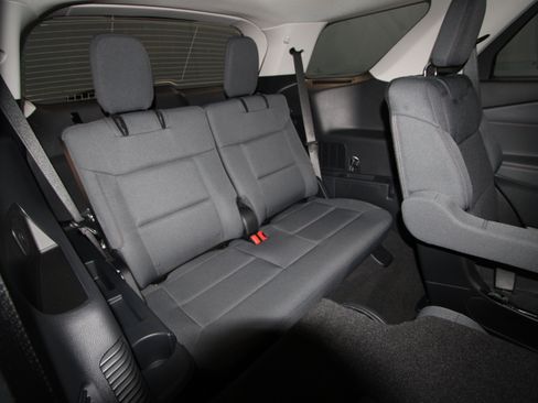 New 2026 Ford Explorer Active AWD/4WD image 22