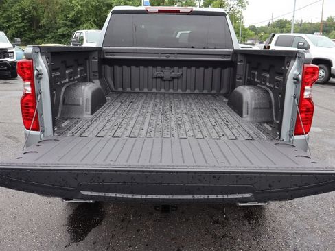 New 2026 Chevrolet Silverado 1500 Custom Trail Boss w/ LPO, Dark Essentials Package AWD/4WD image 15