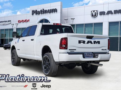 New 2026 RAM 3500 Big Horn AWD/4WD image 5