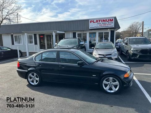 Used 2001 BMW 330i Sedan image 2