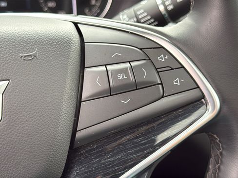 Certified 2025 Cadillac XT5 Premium Luxury image 19