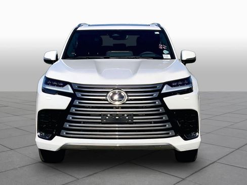 Certified 2026 Lexus LX 700h Luxury w/ Accessory Package (Z1) AWD/4WD image 4