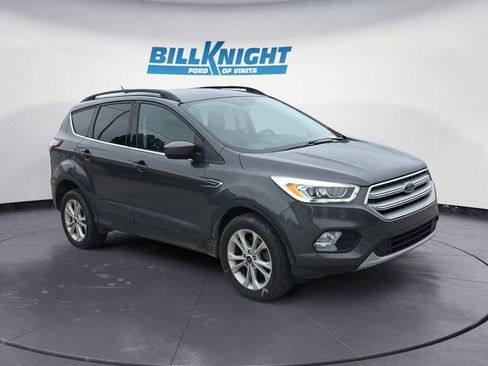 Used 2018 Ford Escape SEL FWD image 7