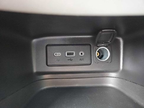 Certified 2023 Chevrolet Equinox LS w/ LS Convenience Package FWD image 31